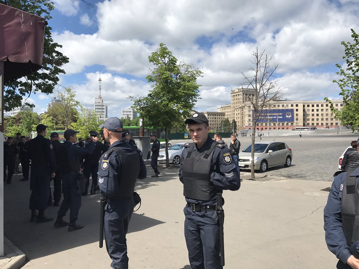 Выход полиции. Что может полицейский на выходом.