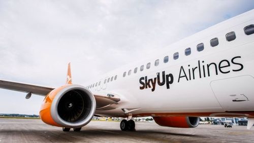SkyUp, самолет
