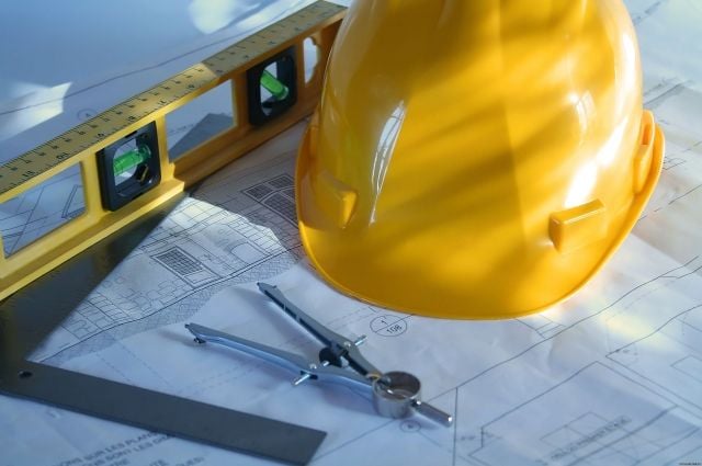 закон, стройка