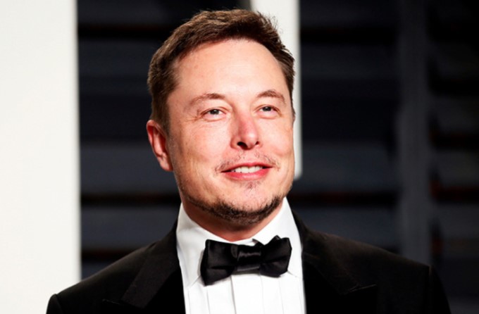 Илон Маск, Tesla 