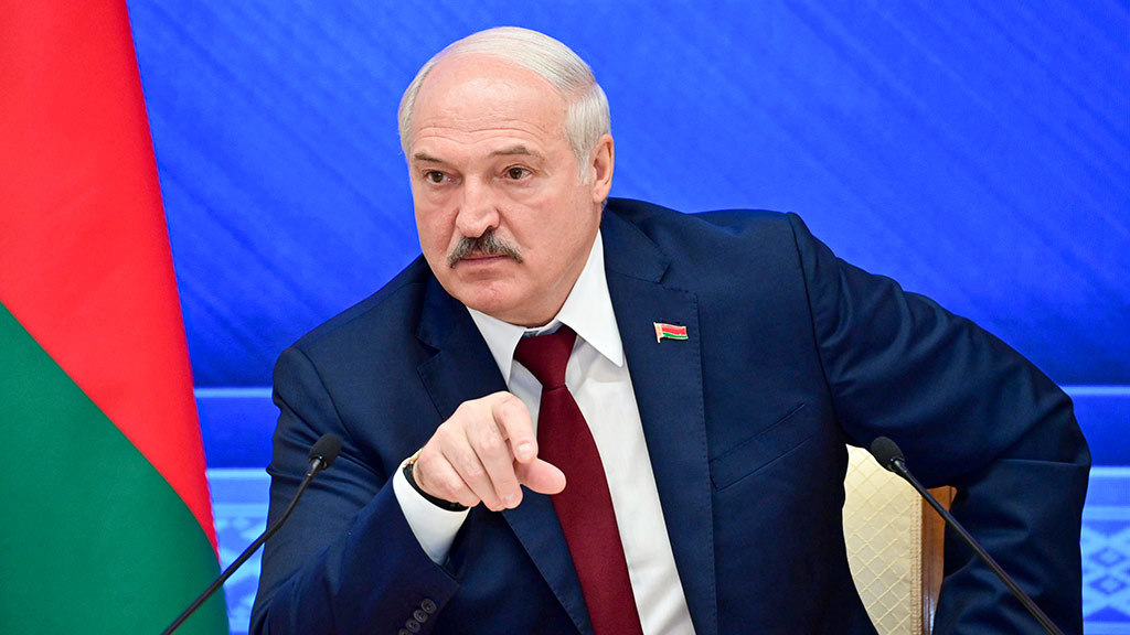 Лукашенко, война